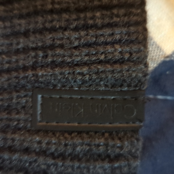 Calvin Klein Scarf and Cap Set - Picture 3 of 5